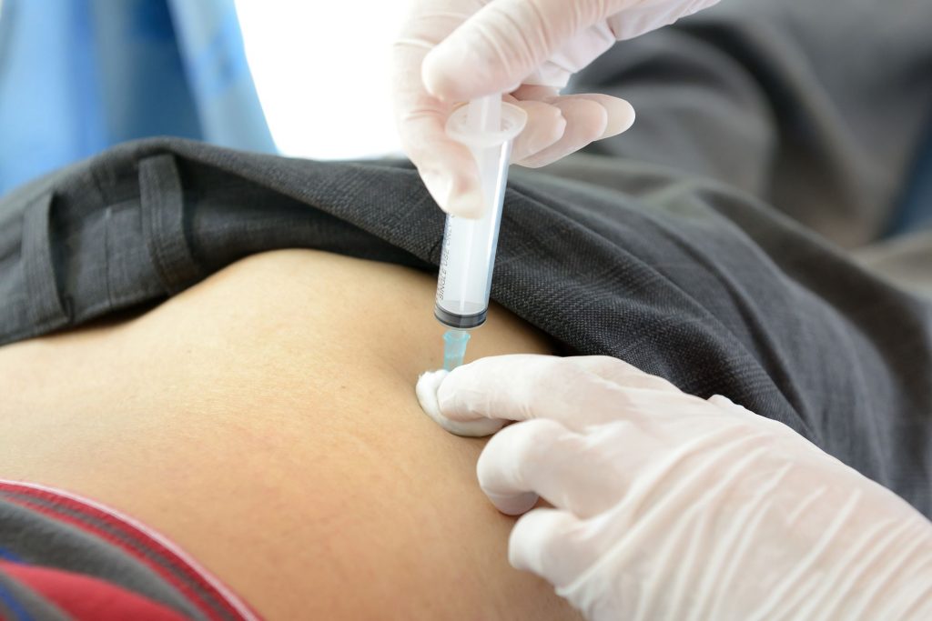 Инъекционное введение лучше доверить специалисту